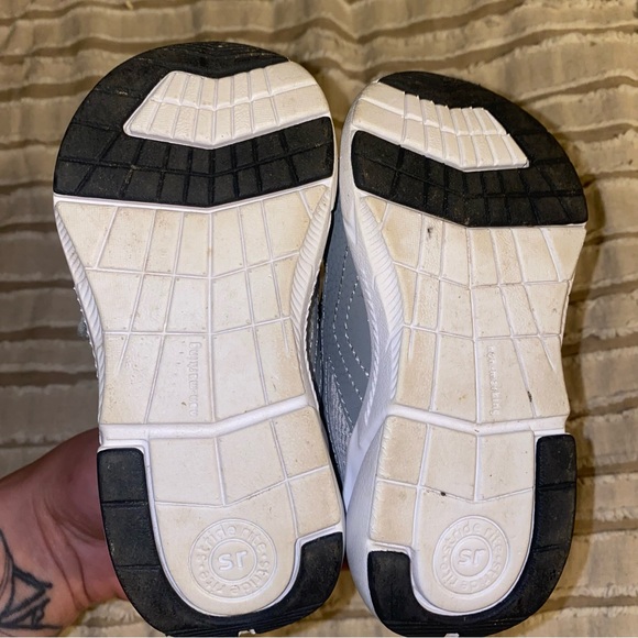 Little Boys Stride Rites - Picture 2 of 2